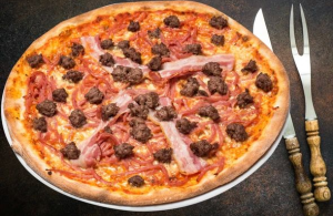 25.Charlotte Pizza
